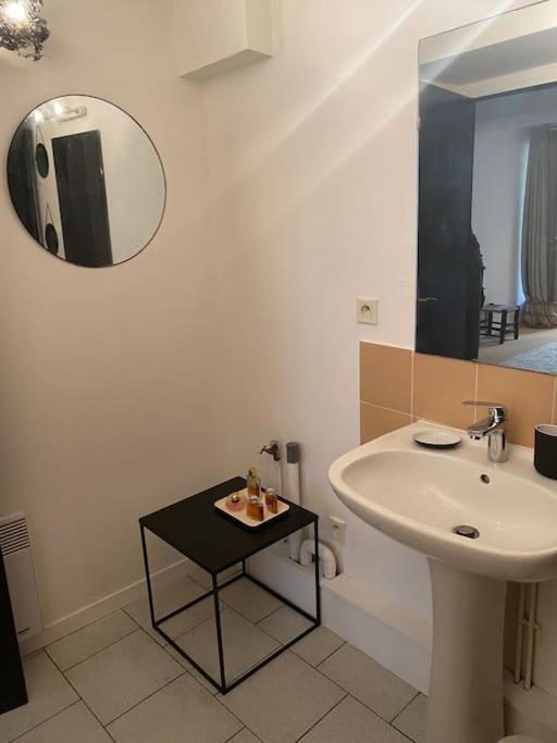 Loft/Jardin Et Parking : Le Petit Clos Bourdet オンフルール エクステリア 写真